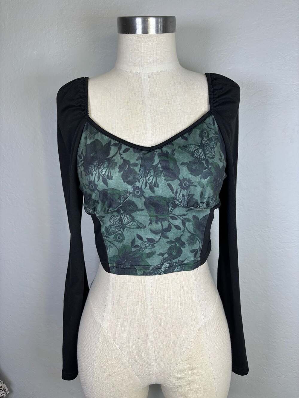 Green Floral Butterfly Print Corset Style Long Sleeve Crop Top with Black Bell S